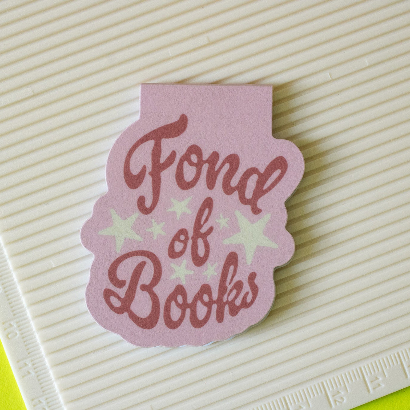 Fond of Books Bookmark Magnet